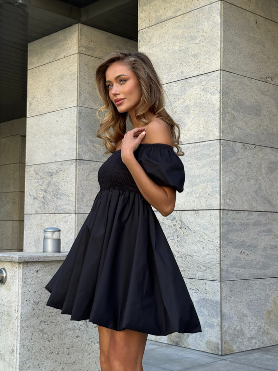 KINNY - sukienka mini rozkloszowana z krótkim rękawem spadającym na ramiona - czarna