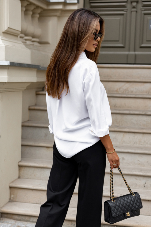 Biała koszula Emilie ze złotymi guzikami