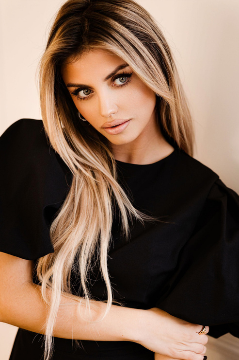 PRZYMIARKA - elegancka rozkloszowana sukienka LUX MINI - z krótkimi bufiastymi rękawami - czarna