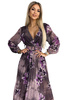 520-1 Plisowana szyfonowa długa sukienka z dekoltem, długim rękawkiem i szerokim paskiem - FIOLETOWE DUŻE KWIATY