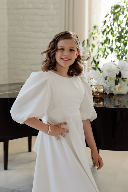 WYPOŻYCZENIE - sukienka NATT GIRL rozkloszowana midi z bufiastymi rękawami dla dziewczynki, zawiązywana na kokardę - śmietankowa biel