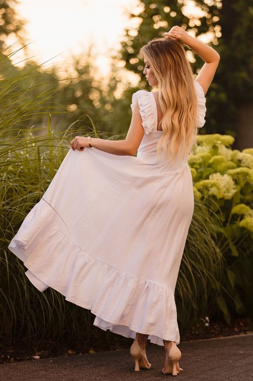 FLAXE - sukienka lniana midi rozkloszowana rozpinana z falbankami - śmietankowa biel