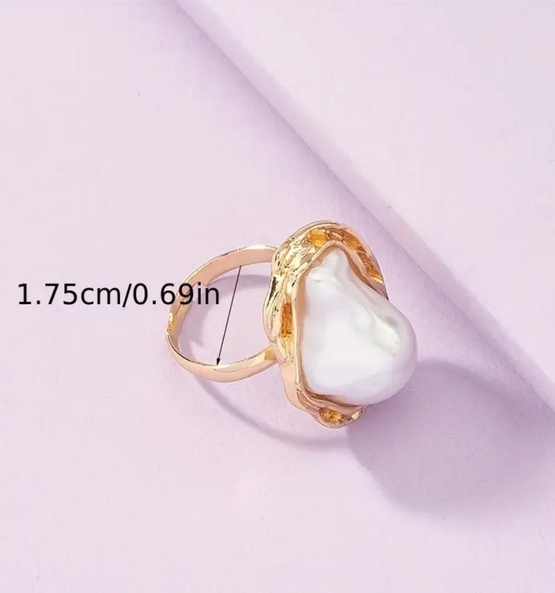 COLUMBIA - elegancki regulowany pierścionek z nieregularną perłą