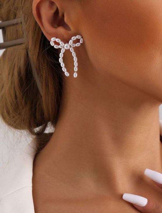 PEARL BOW - kolczyki w stylu vintage ze sztucznymi perłami w kształcie kokardki